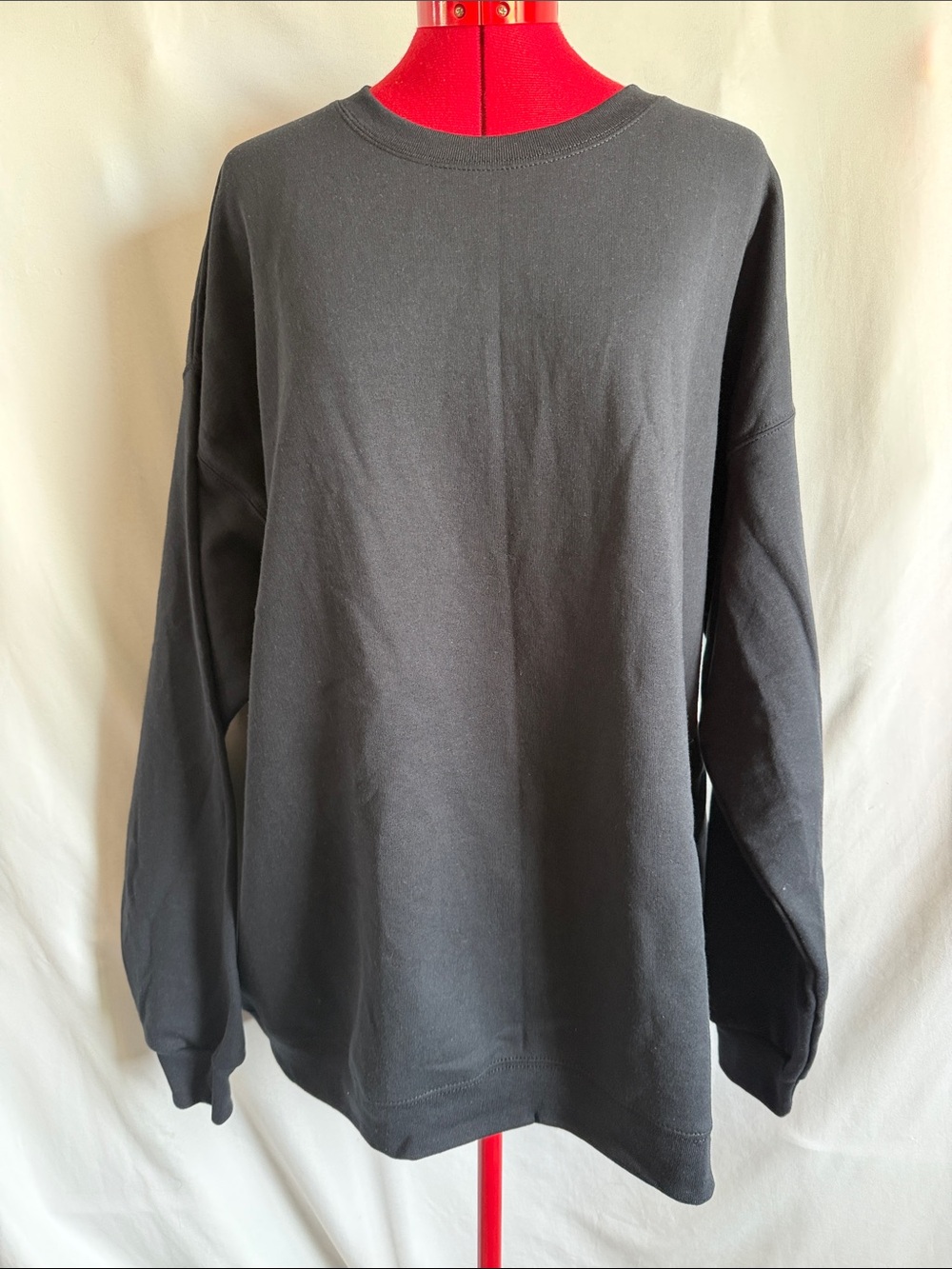 Hanes Black Crewneck Sweatshirt